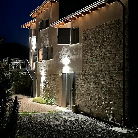 Casa Del Giglio A Cadelmonte Vakantiehuis *