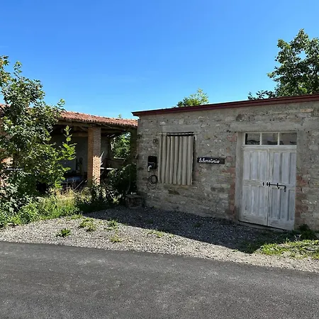 Holiday home Casa Del Giglio A Cadelmonte Valle (Piacenza, Emilia-Romagna)